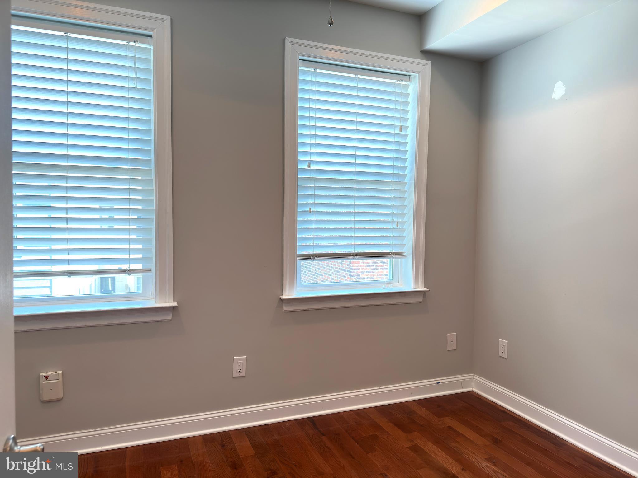 POINT BREEZE - Residential Lease