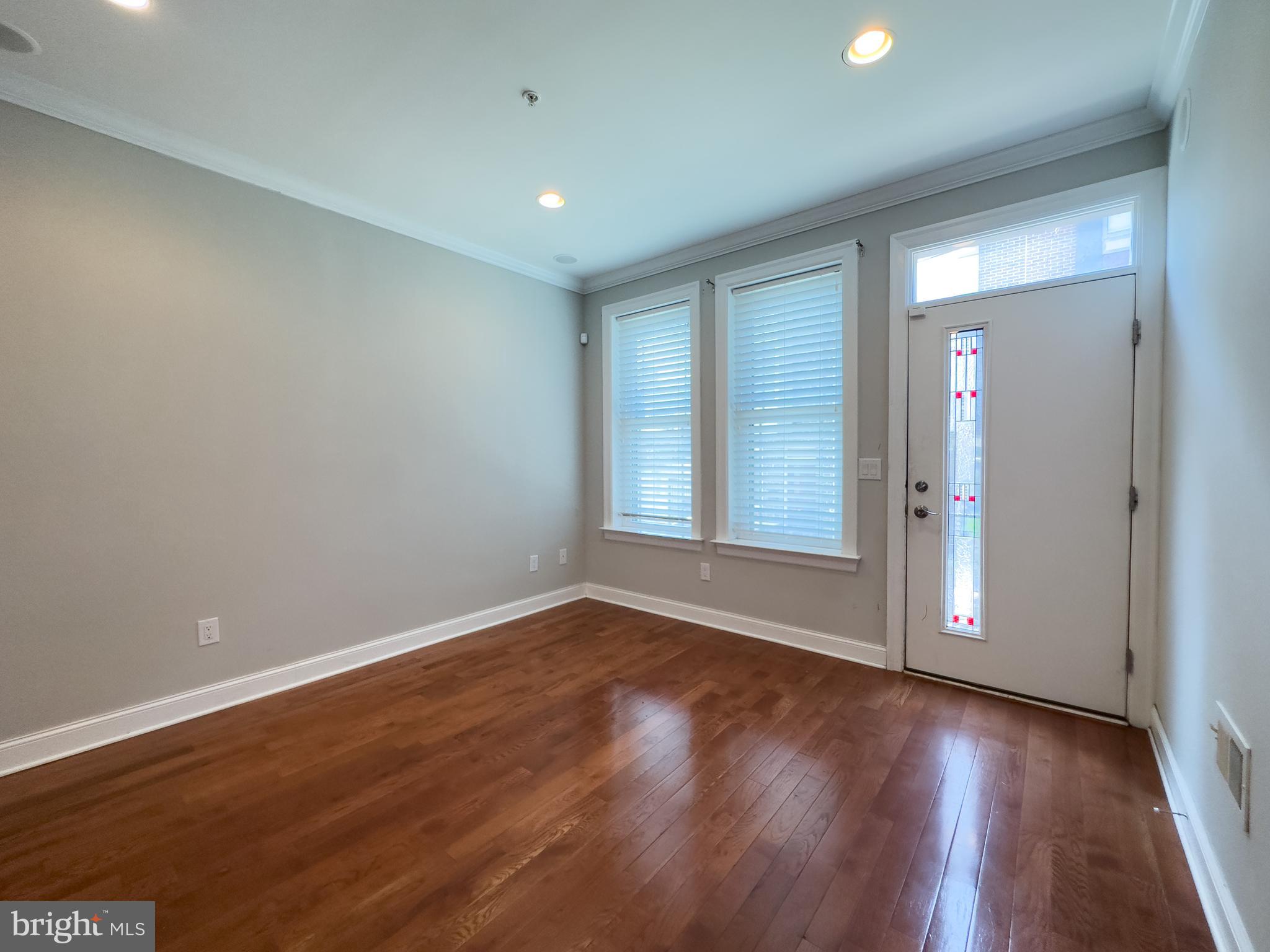 POINT BREEZE - Residential Lease