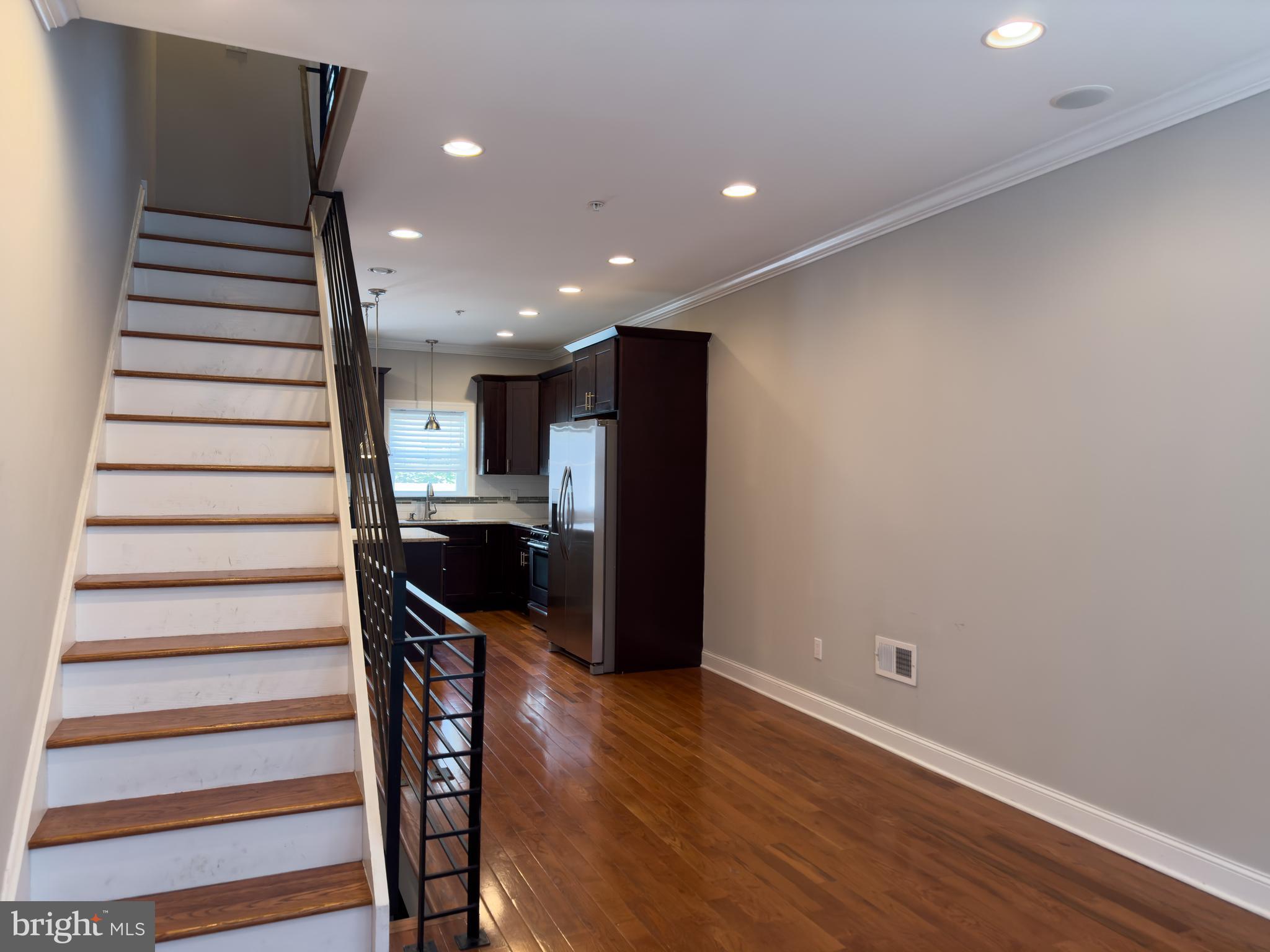 POINT BREEZE - Residential Lease