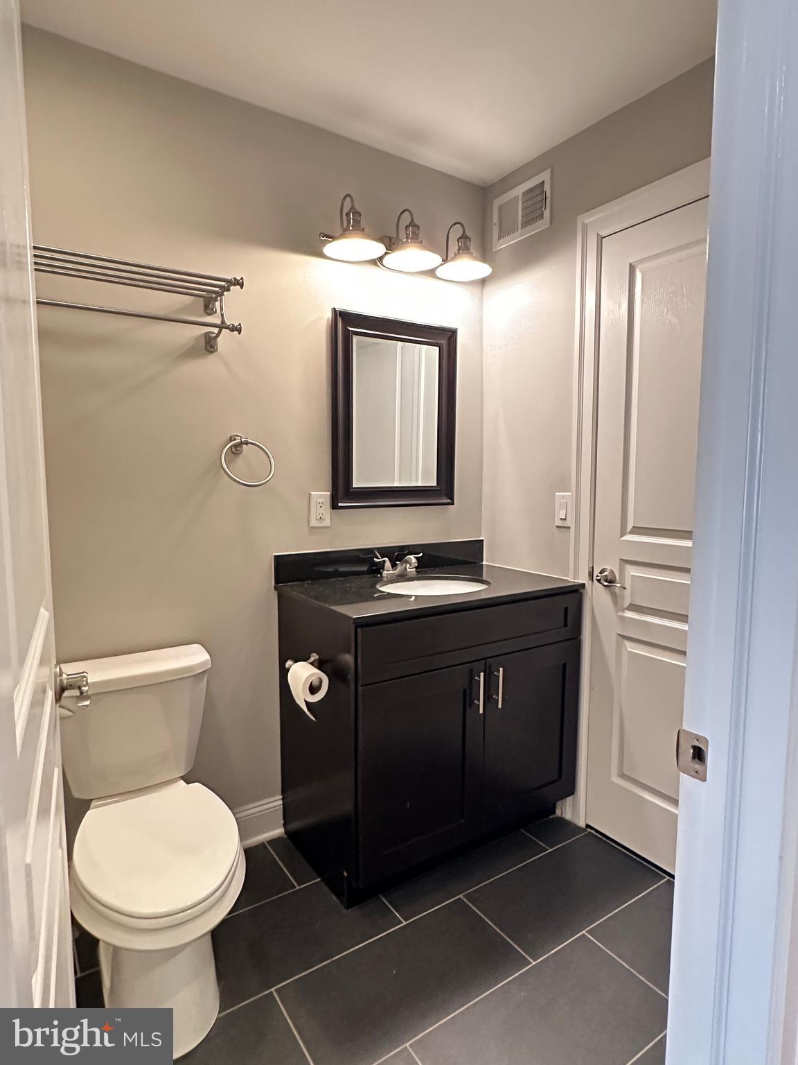 POINT BREEZE - Residential Lease