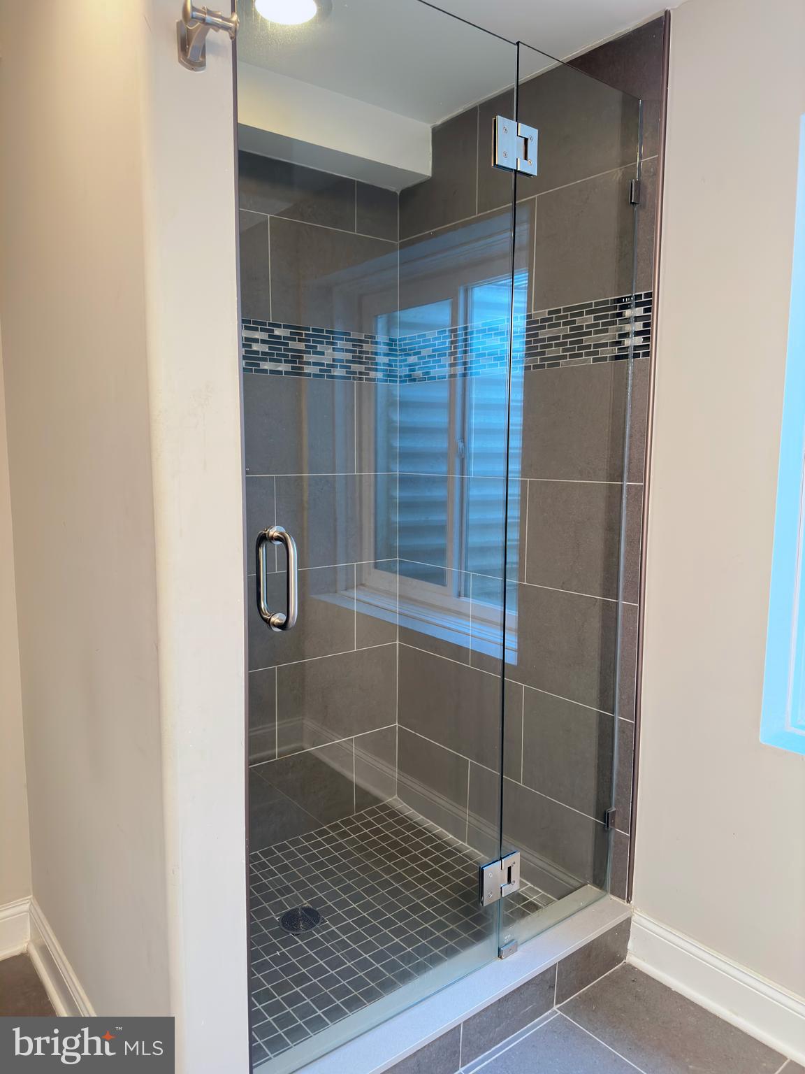 POINT BREEZE - Residential Lease