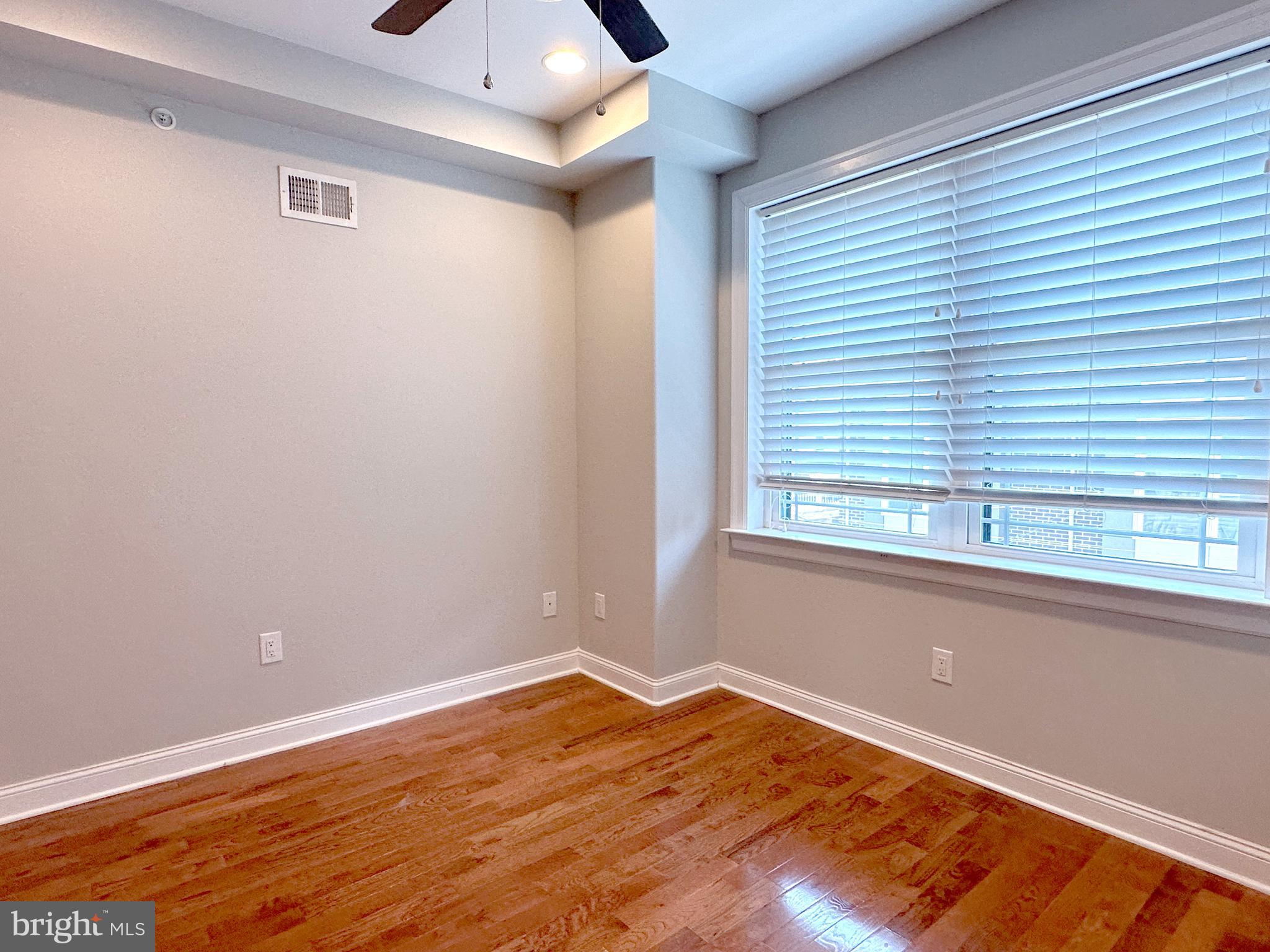 POINT BREEZE - Residential Lease