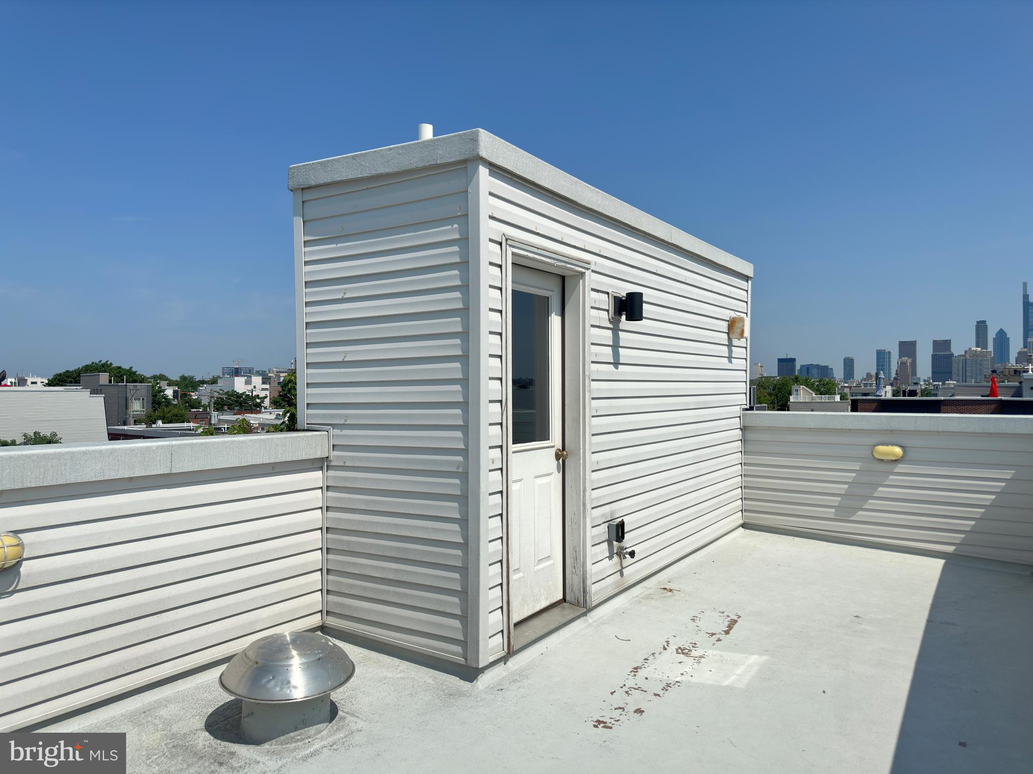 POINT BREEZE - Residential Lease