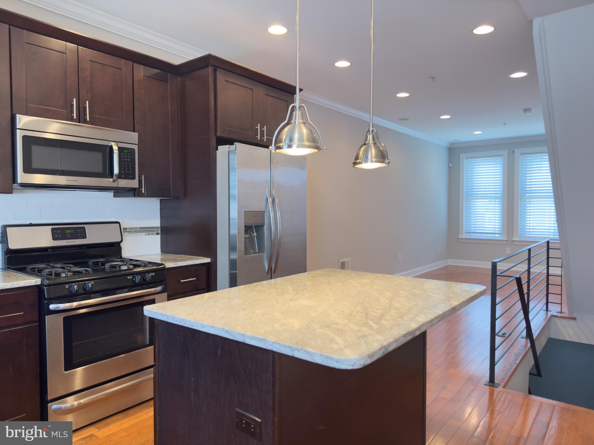 POINT BREEZE - Residential Lease