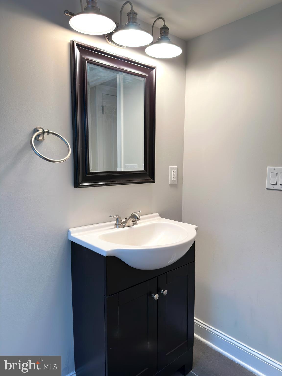 POINT BREEZE - Residential Lease