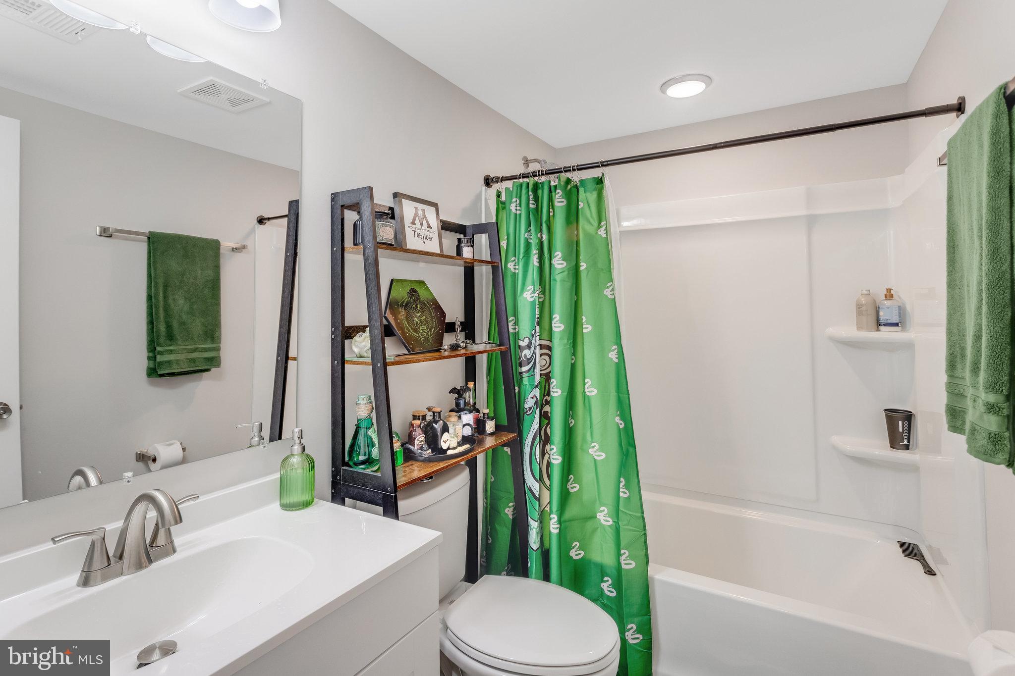 WELLFORD SULLIVAN ESTATE - Residential