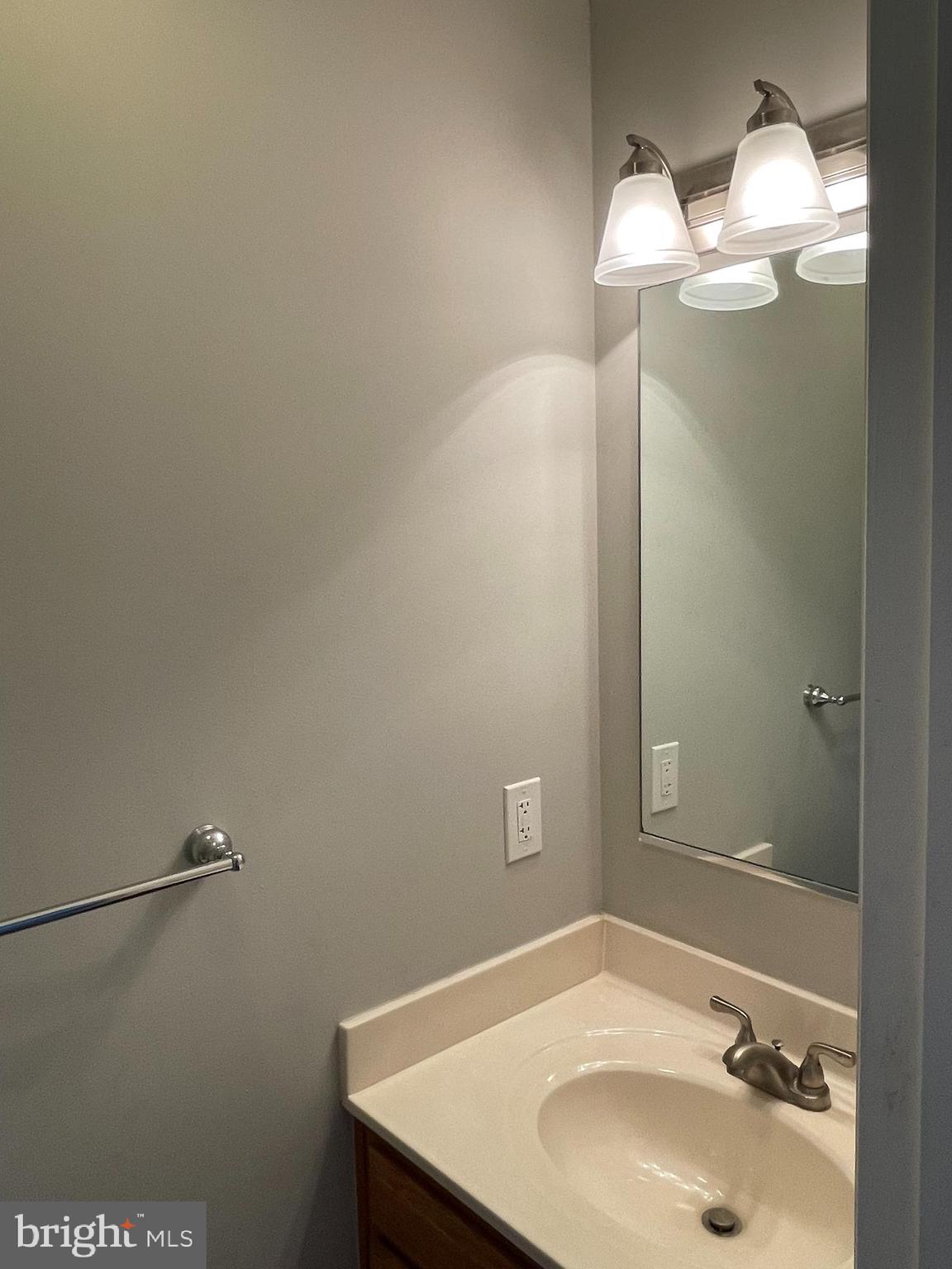 CARLISLE HEIGHTS - Residential Lease