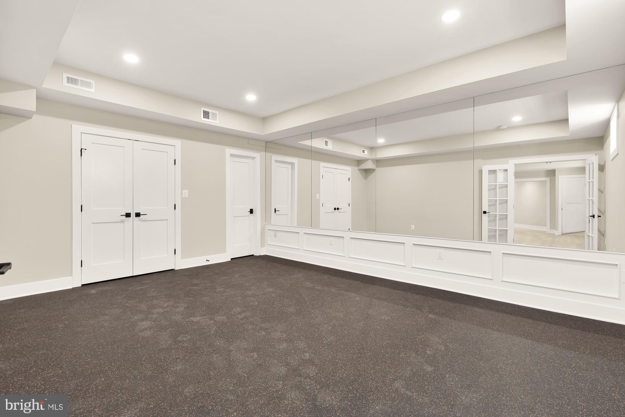 POTOMAC FALLS - Residential