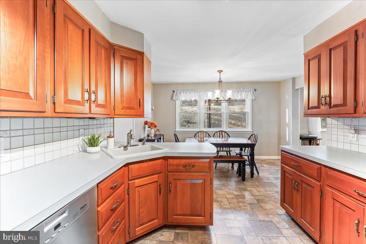 PARKWYNNE ESTATES - Residential