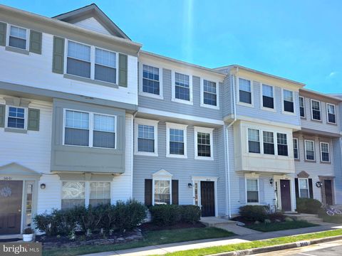 Townhouse For Rent - 3643 Crosswater Court<br/> WOODBRIDGE, VA 22192
