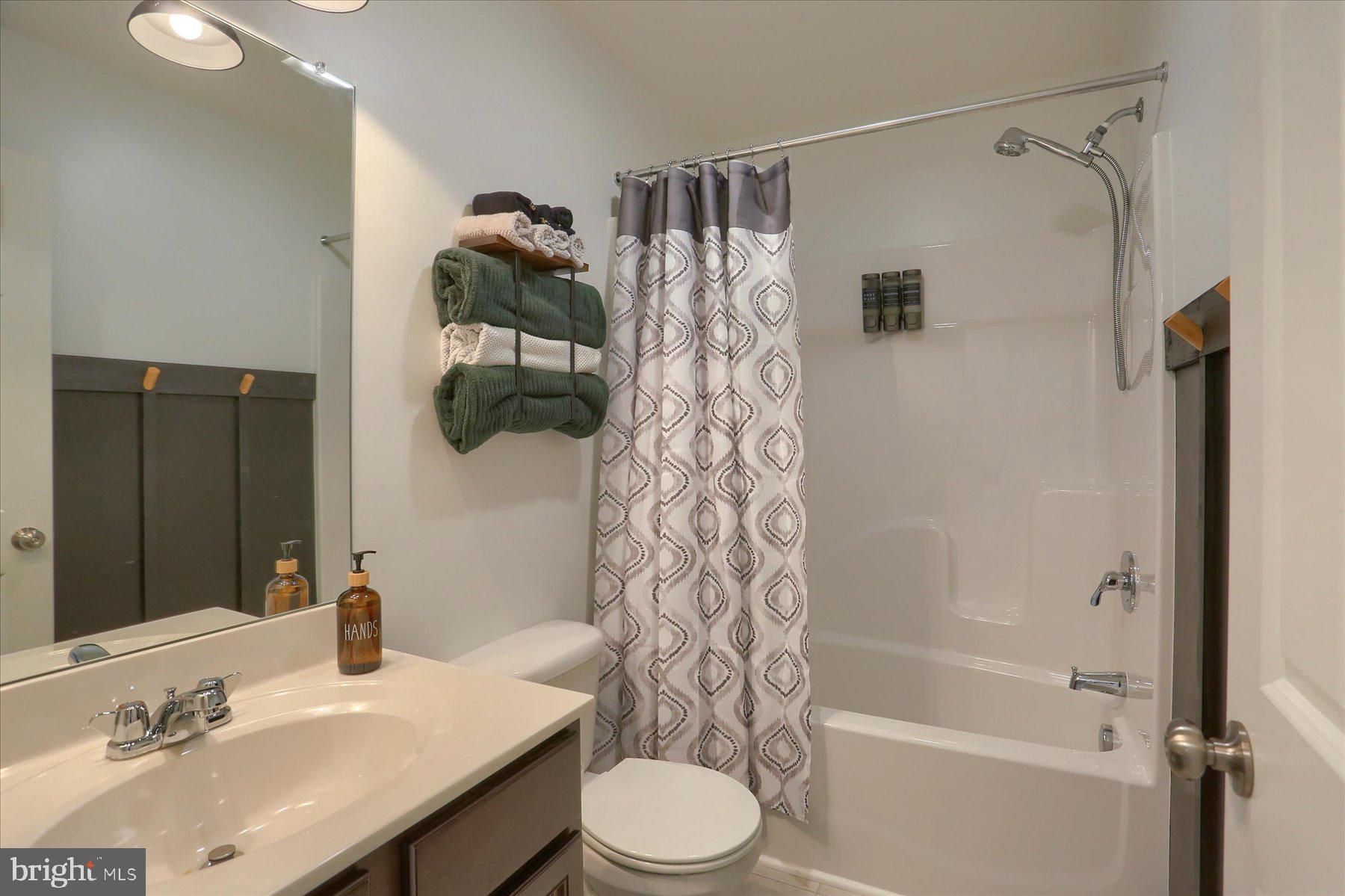 CREEKVALE - Residential