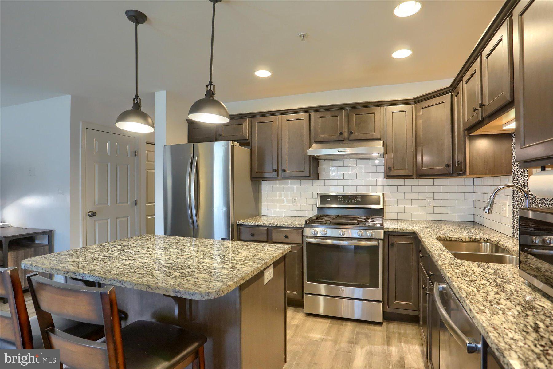 CREEKVALE - Residential