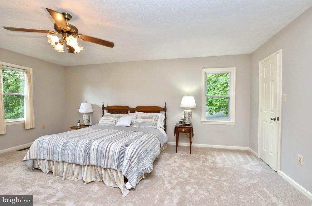 COUNTRYSIDE - Residential