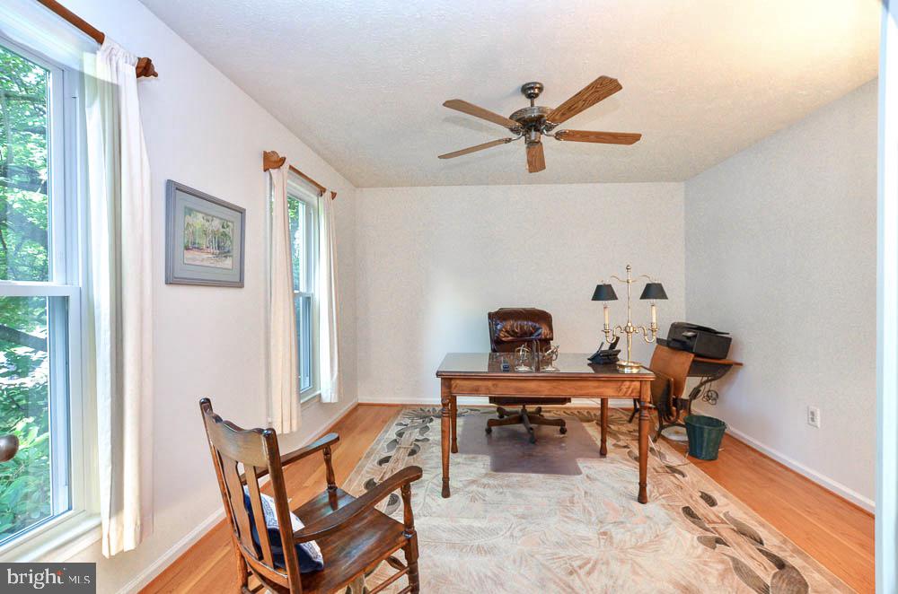 COUNTRYSIDE - Residential