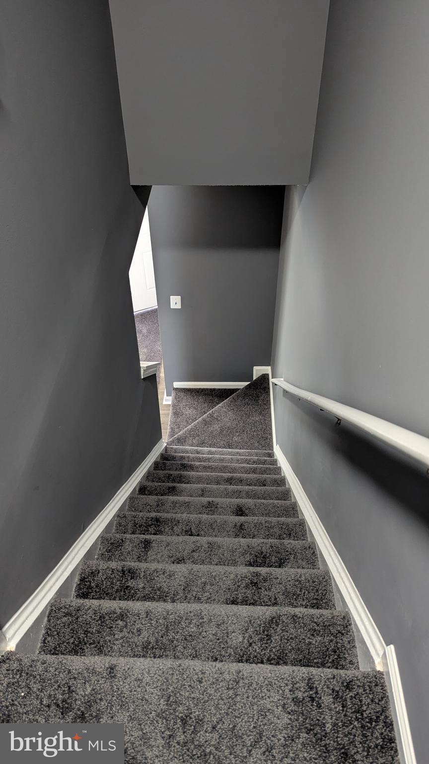 HILLCREST TOWNE - Residential