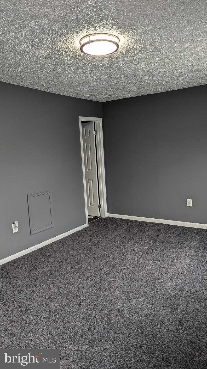 HILLCREST TOWNE - Residential