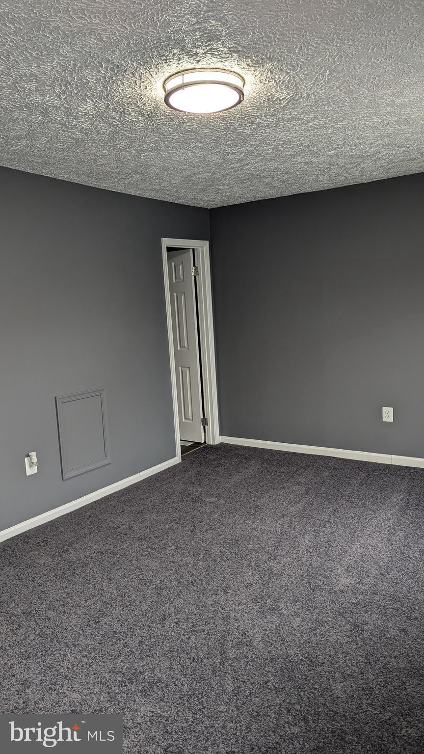 HILLCREST TOWNE - Residential