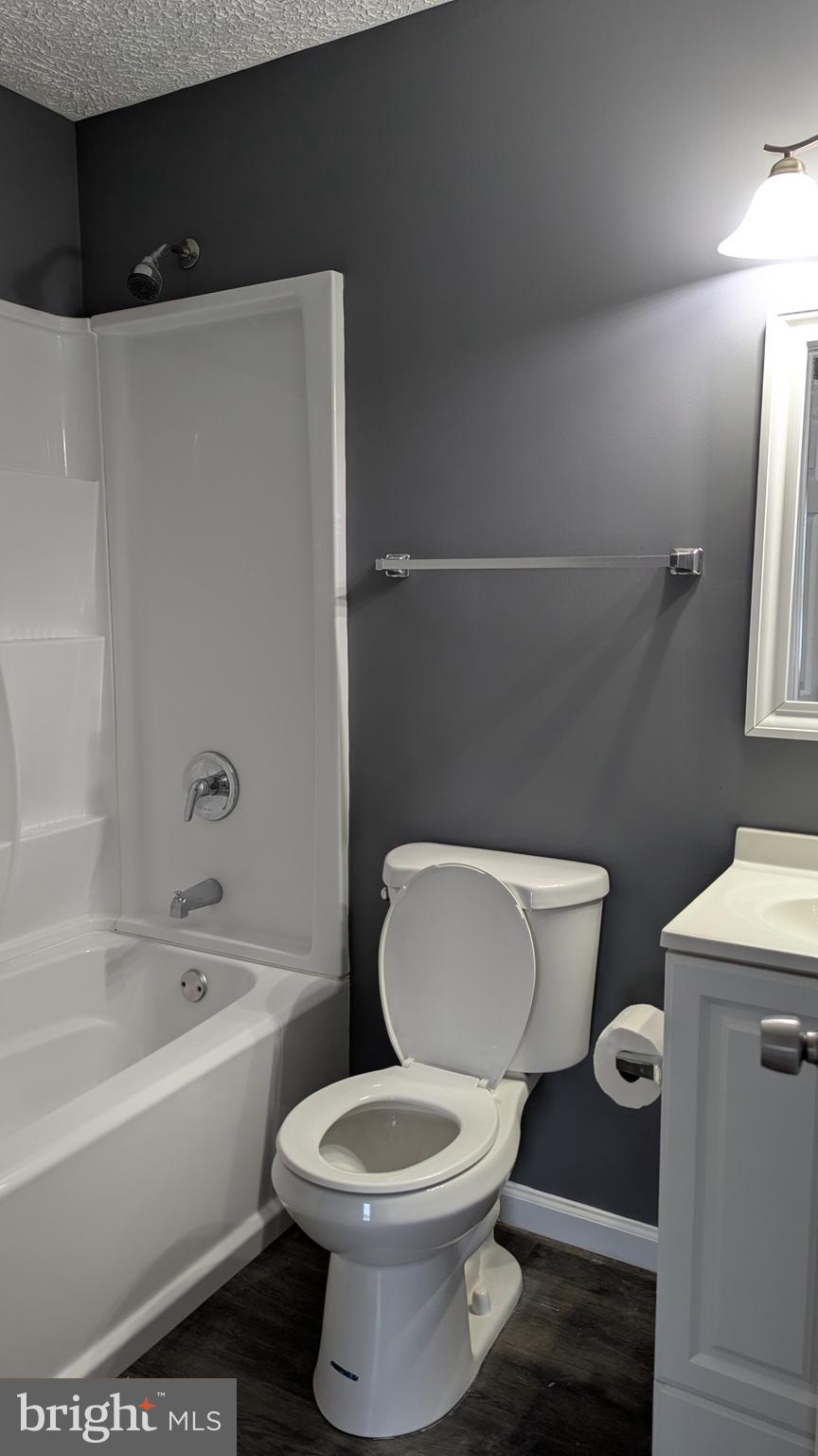 HILLCREST TOWNE - Residential