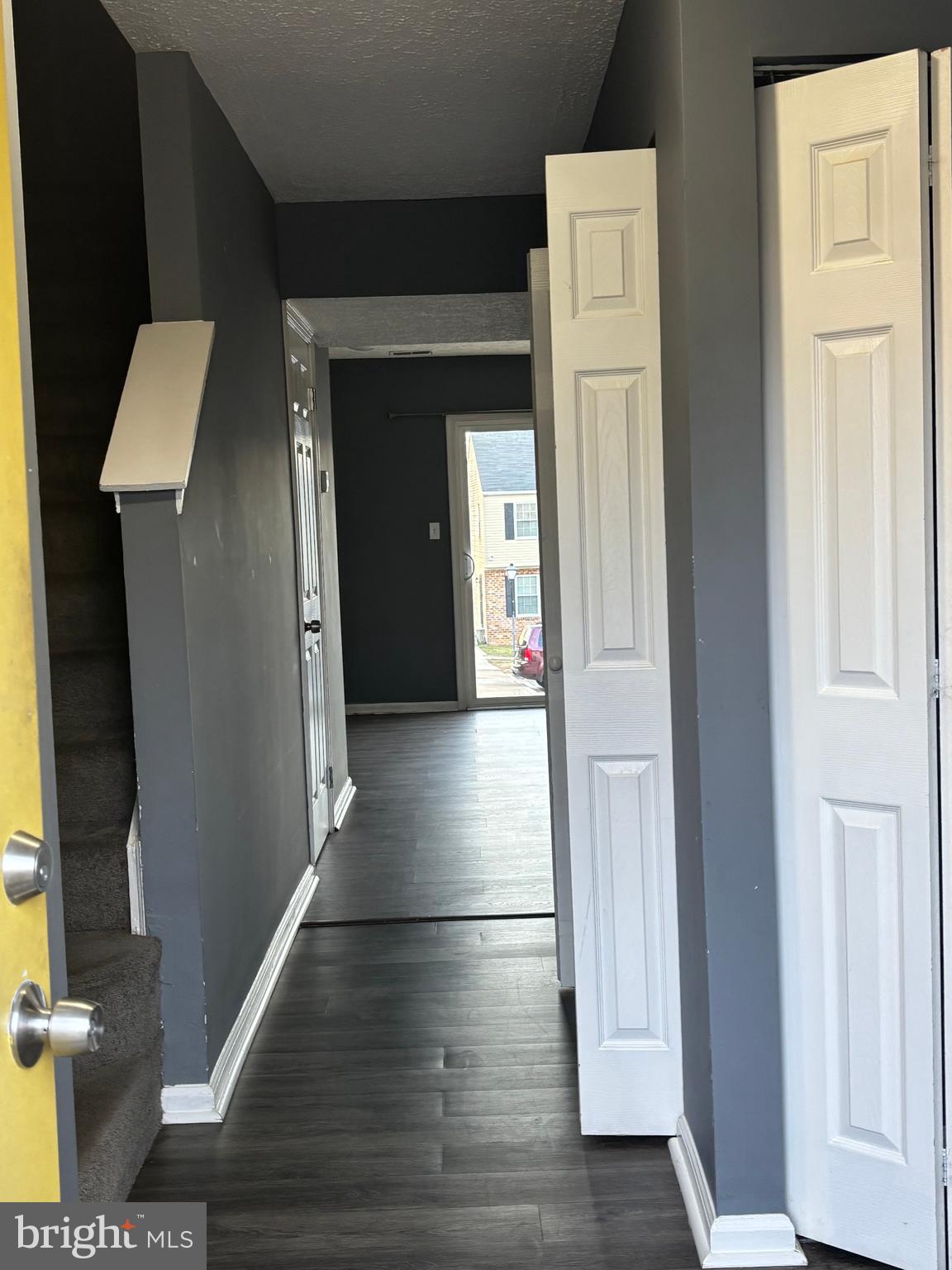 HILLCREST TOWNE - Residential