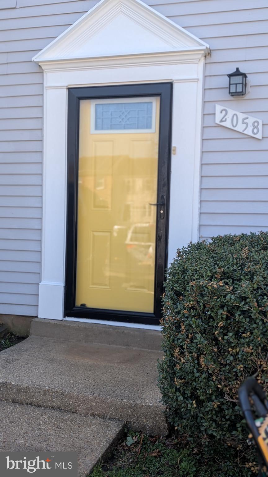 HILLCREST TOWNE - Residential