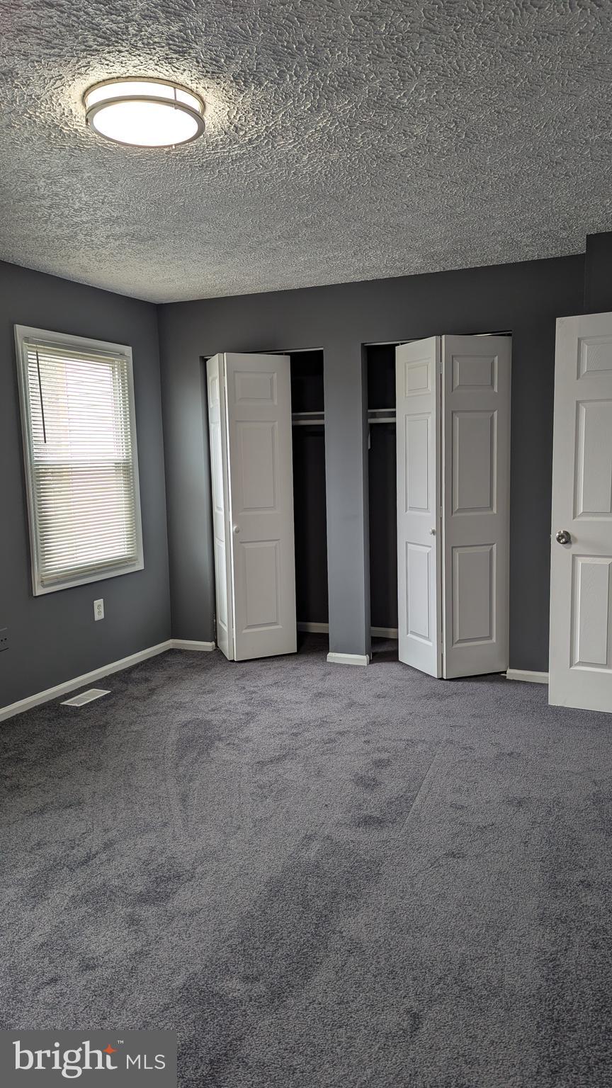 HILLCREST TOWNE - Residential