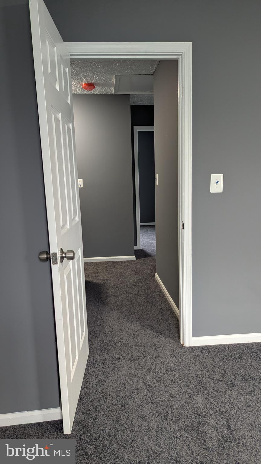 HILLCREST TOWNE - Residential