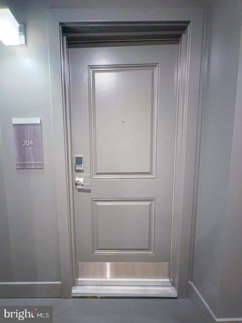 102 SAINT IVES 204