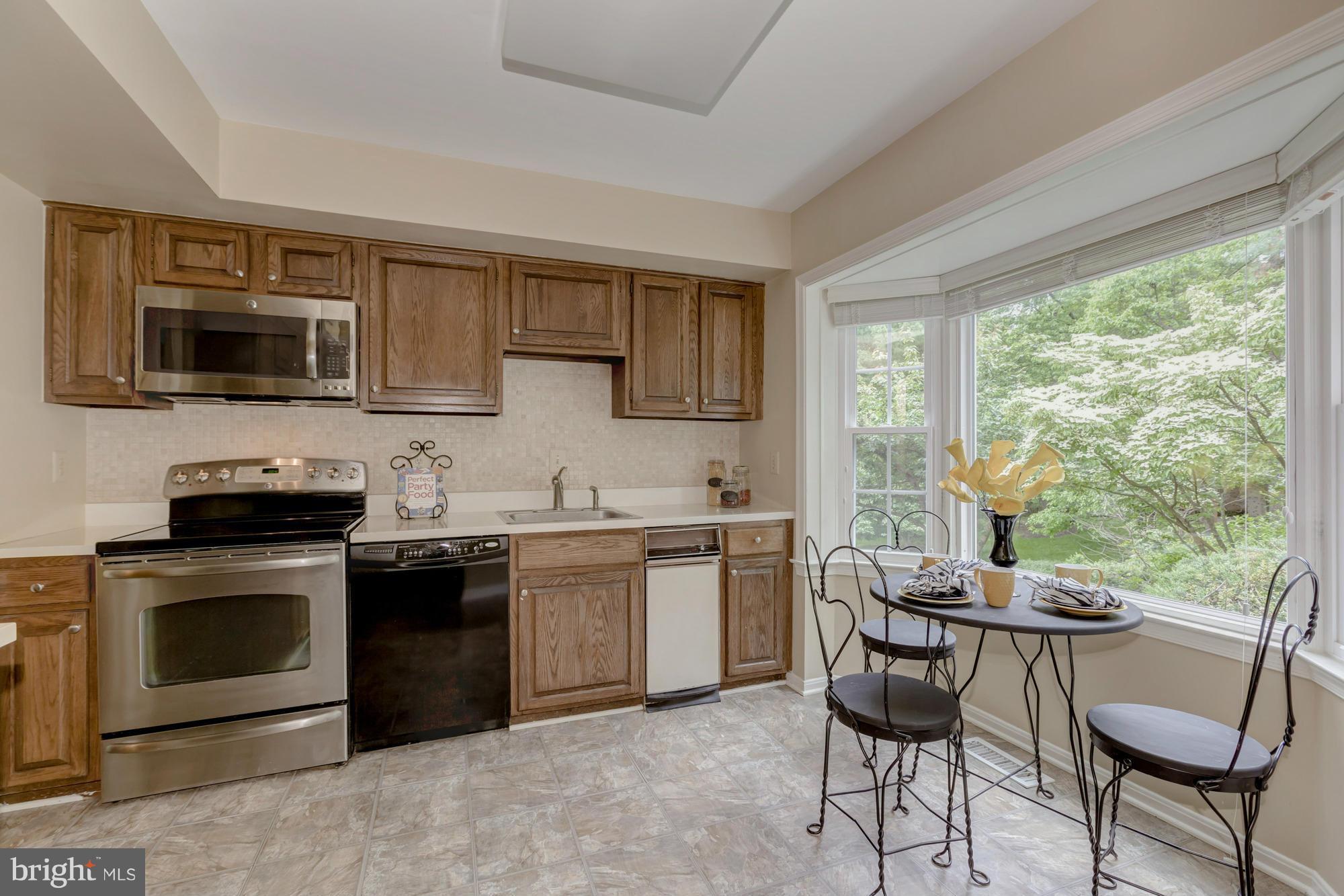 INVERNESS KNOLLS - Residential