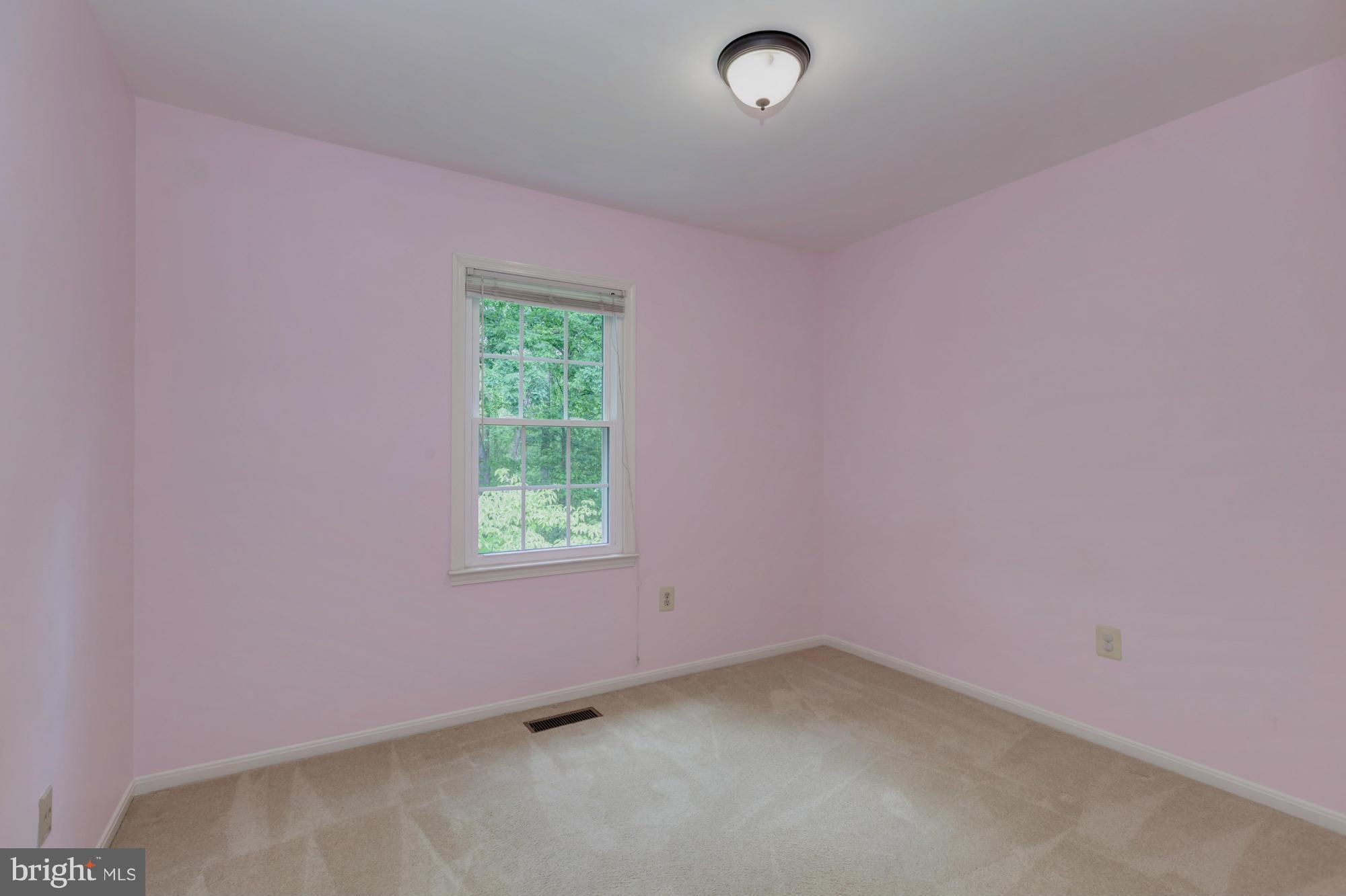 INVERNESS KNOLLS - Residential