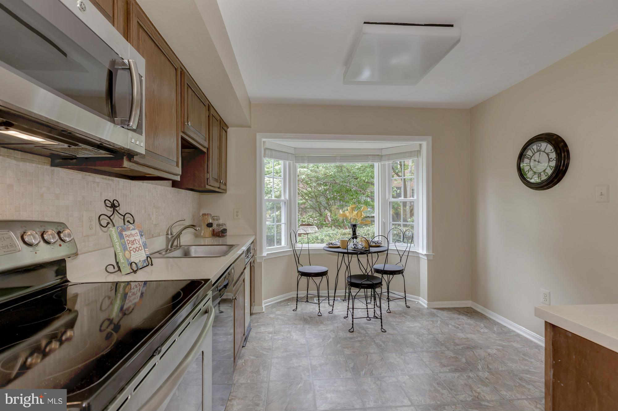 INVERNESS KNOLLS - Residential