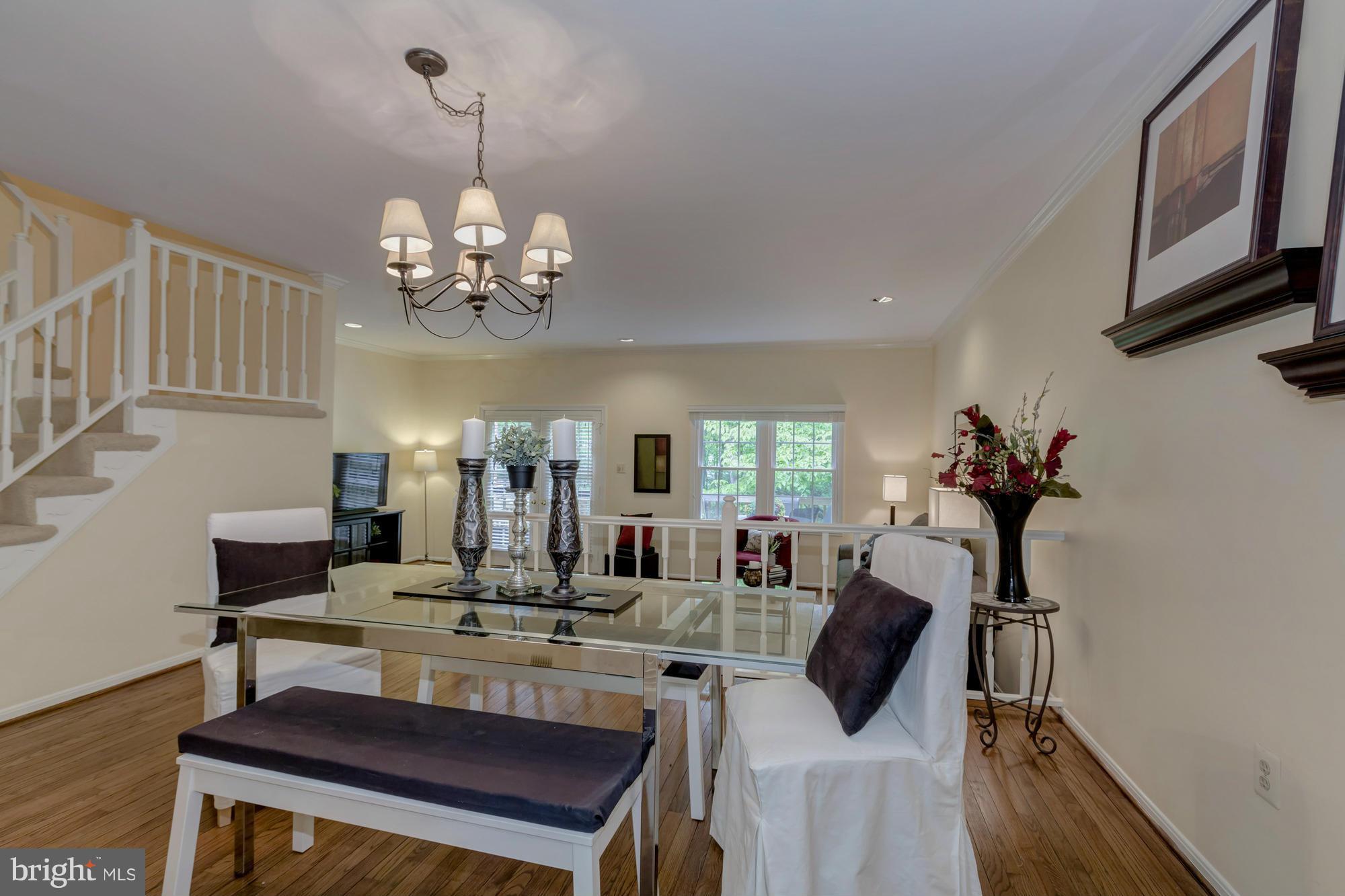 INVERNESS KNOLLS - Residential