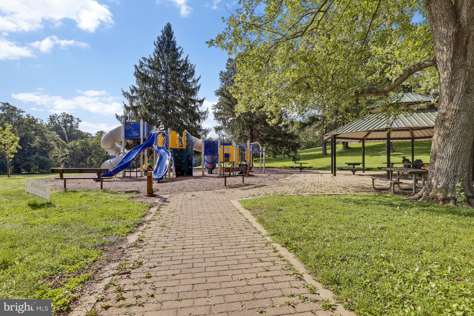 RANDOLPH HILLS - Residential