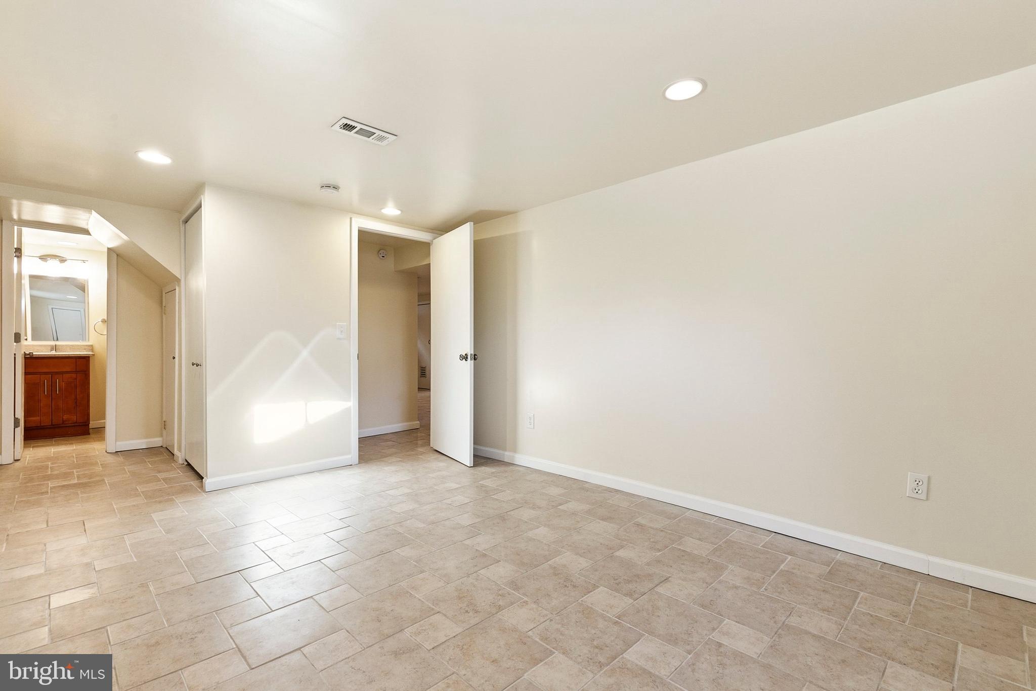 RANDOLPH HILLS - Residential