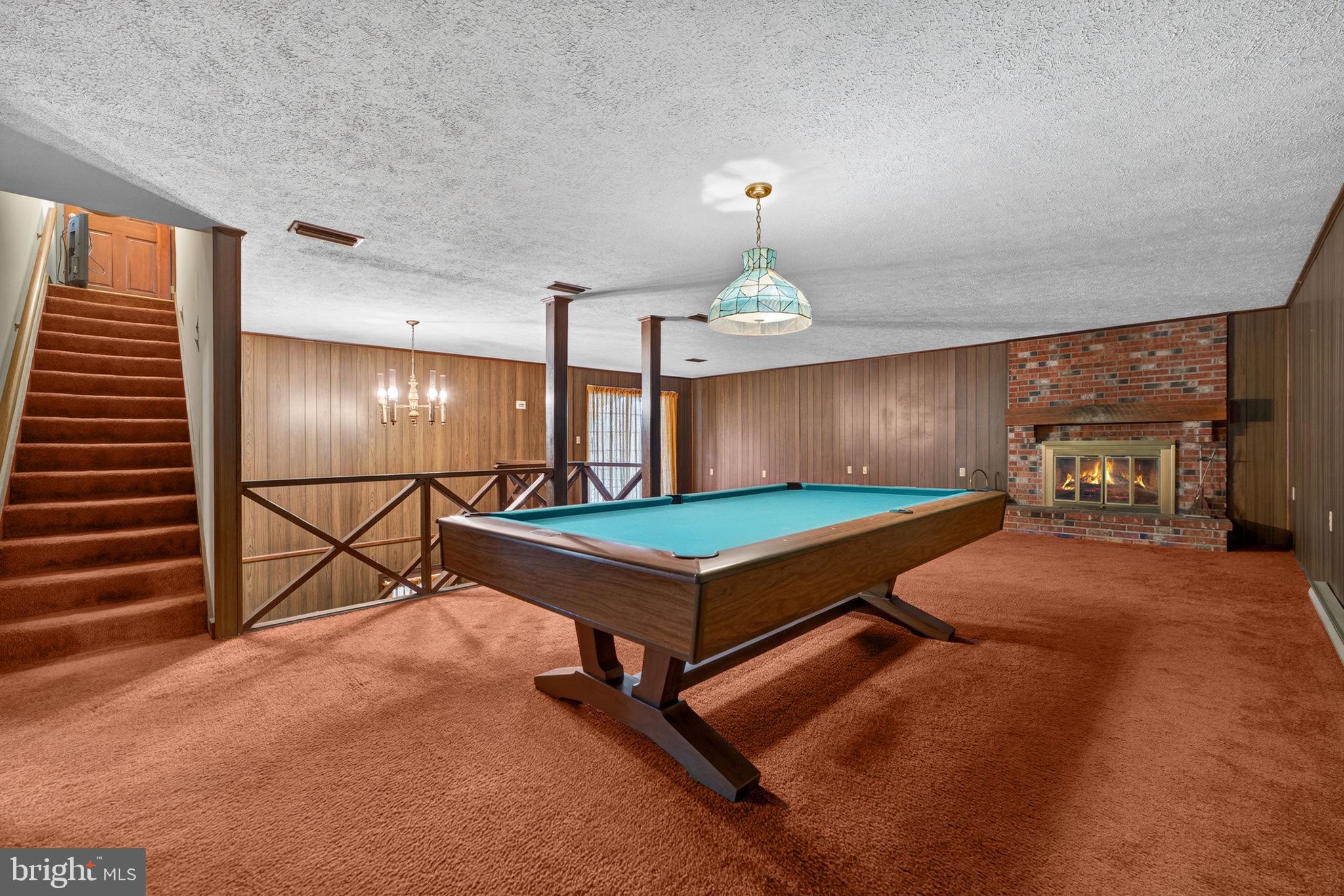 FAIRWAY ESTATES - Residential