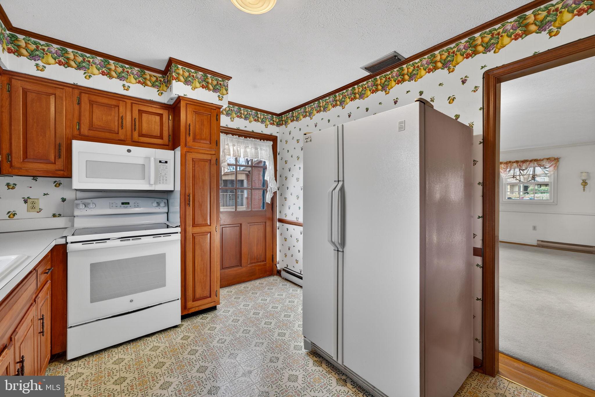 FAIRWAY ESTATES - Residential