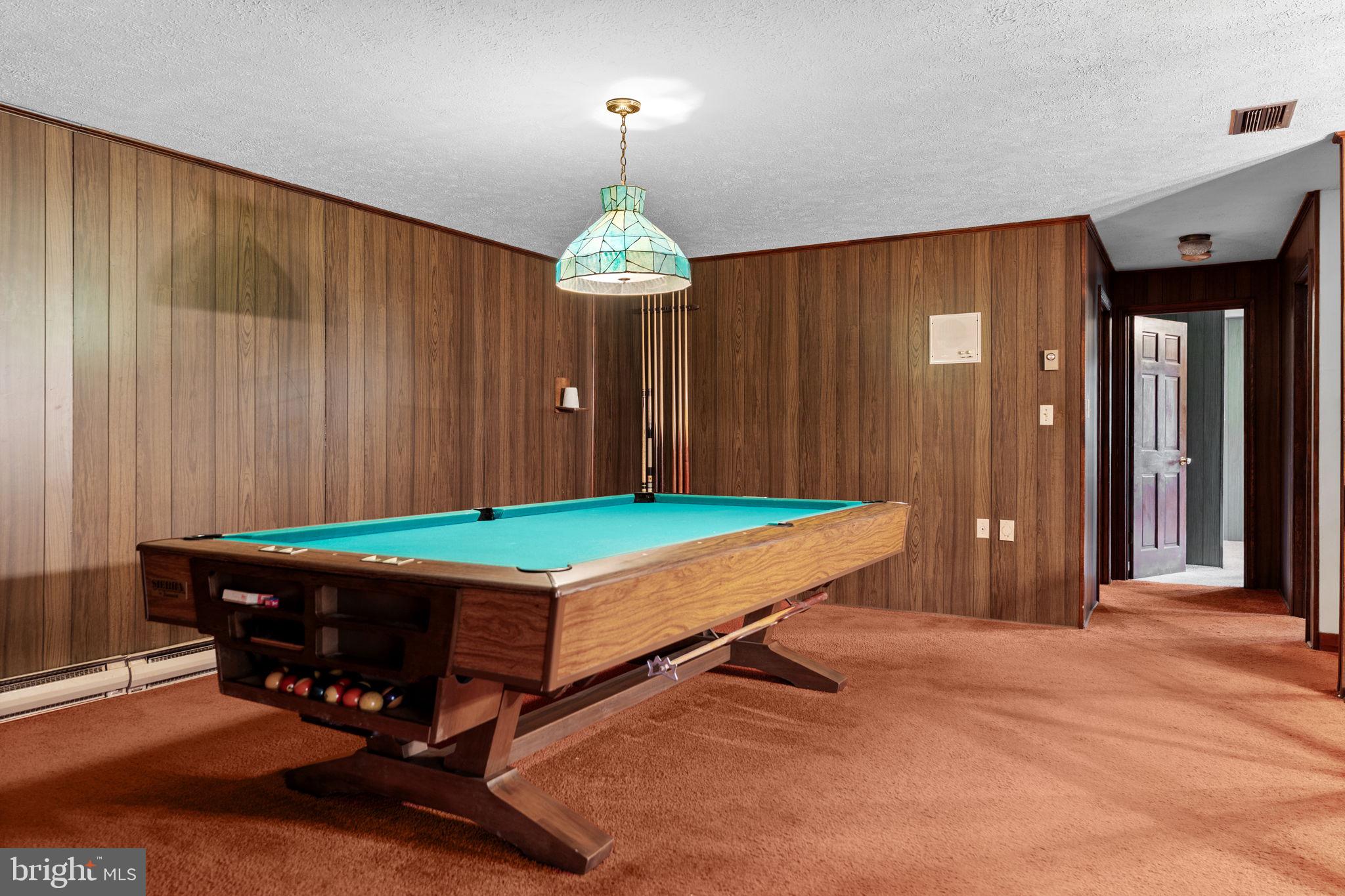 FAIRWAY ESTATES - Residential