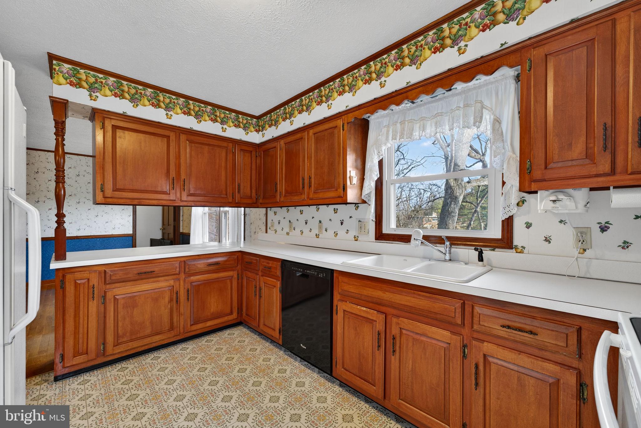 FAIRWAY ESTATES - Residential