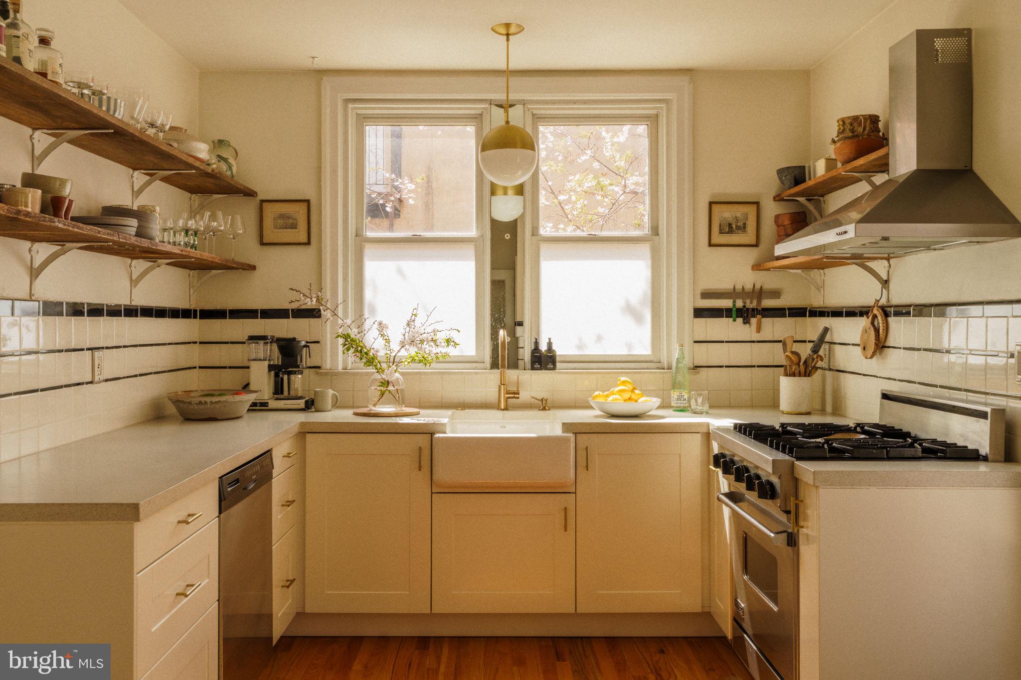 EAST PASSYUNK CROSSING - Residential