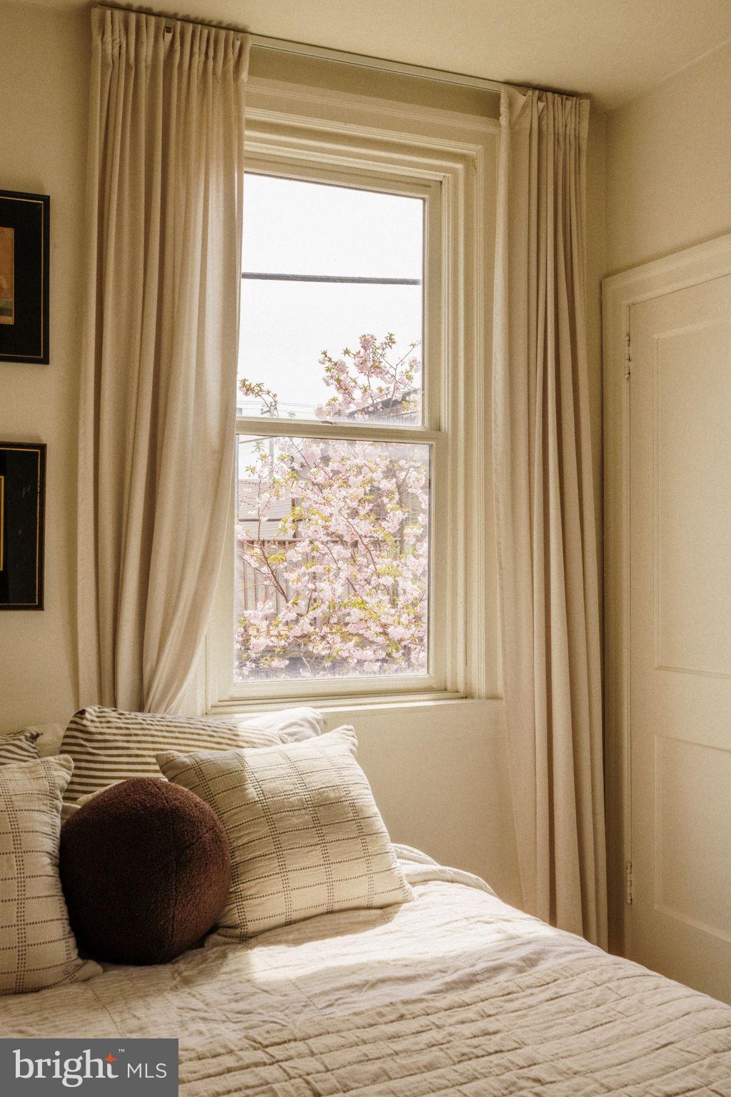 EAST PASSYUNK CROSSING - Residential