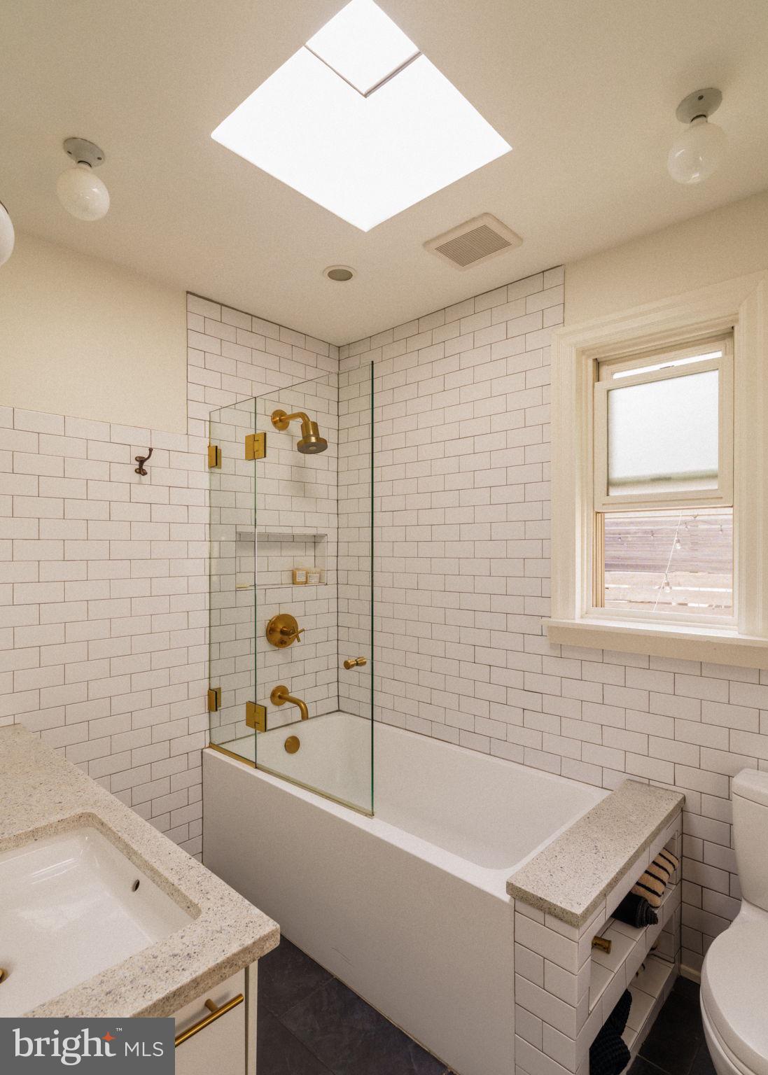 EAST PASSYUNK CROSSING - Residential