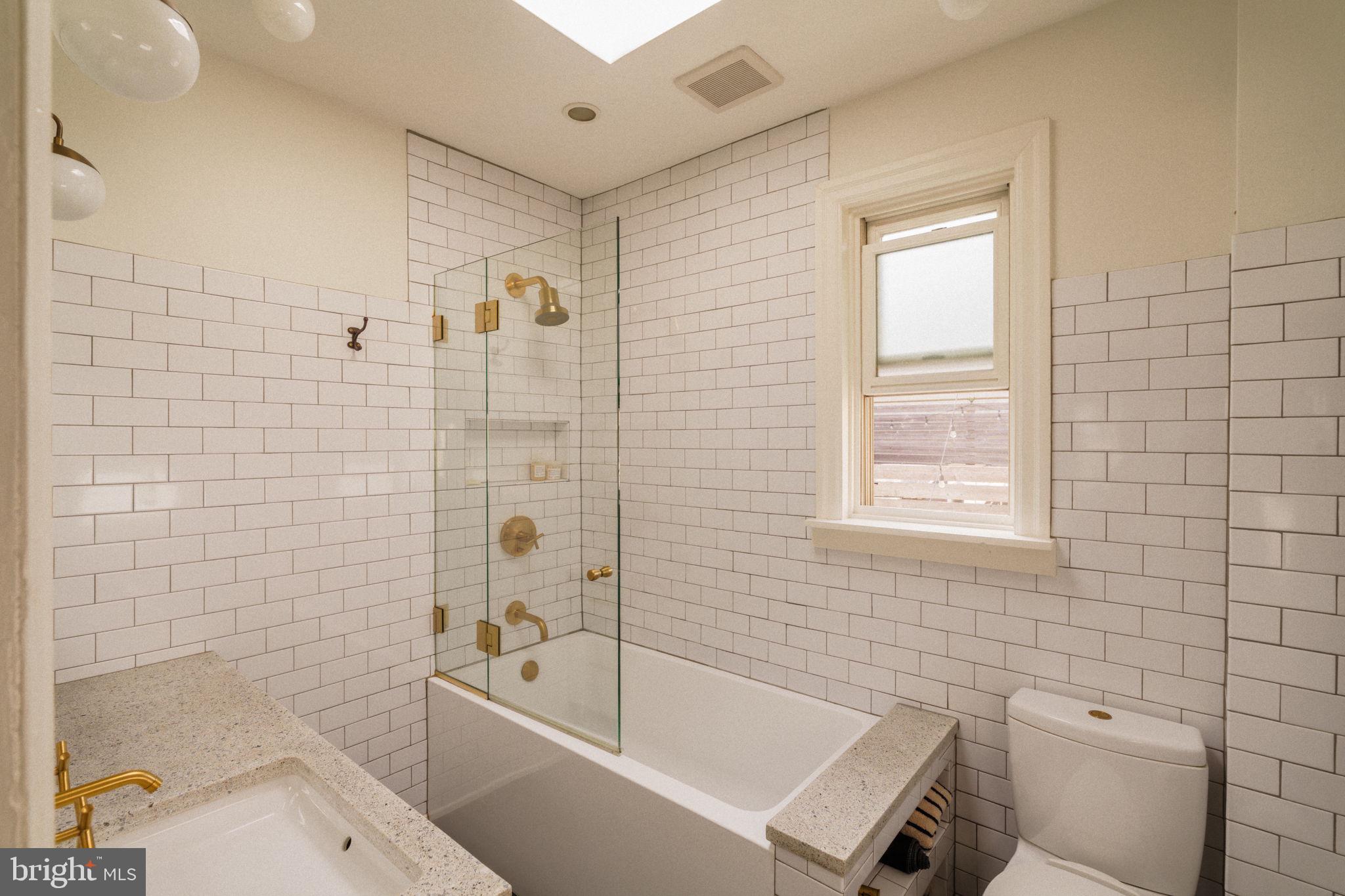 EAST PASSYUNK CROSSING - Residential