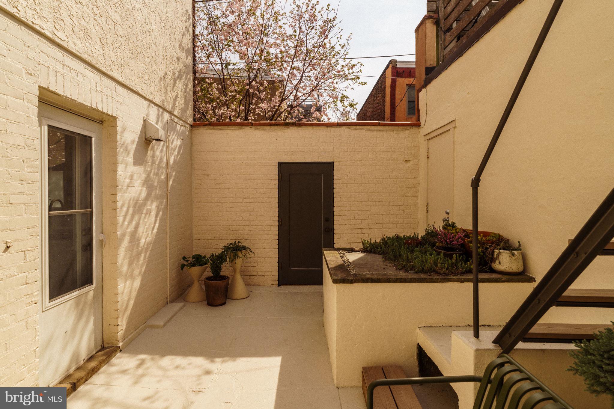 EAST PASSYUNK CROSSING - Residential