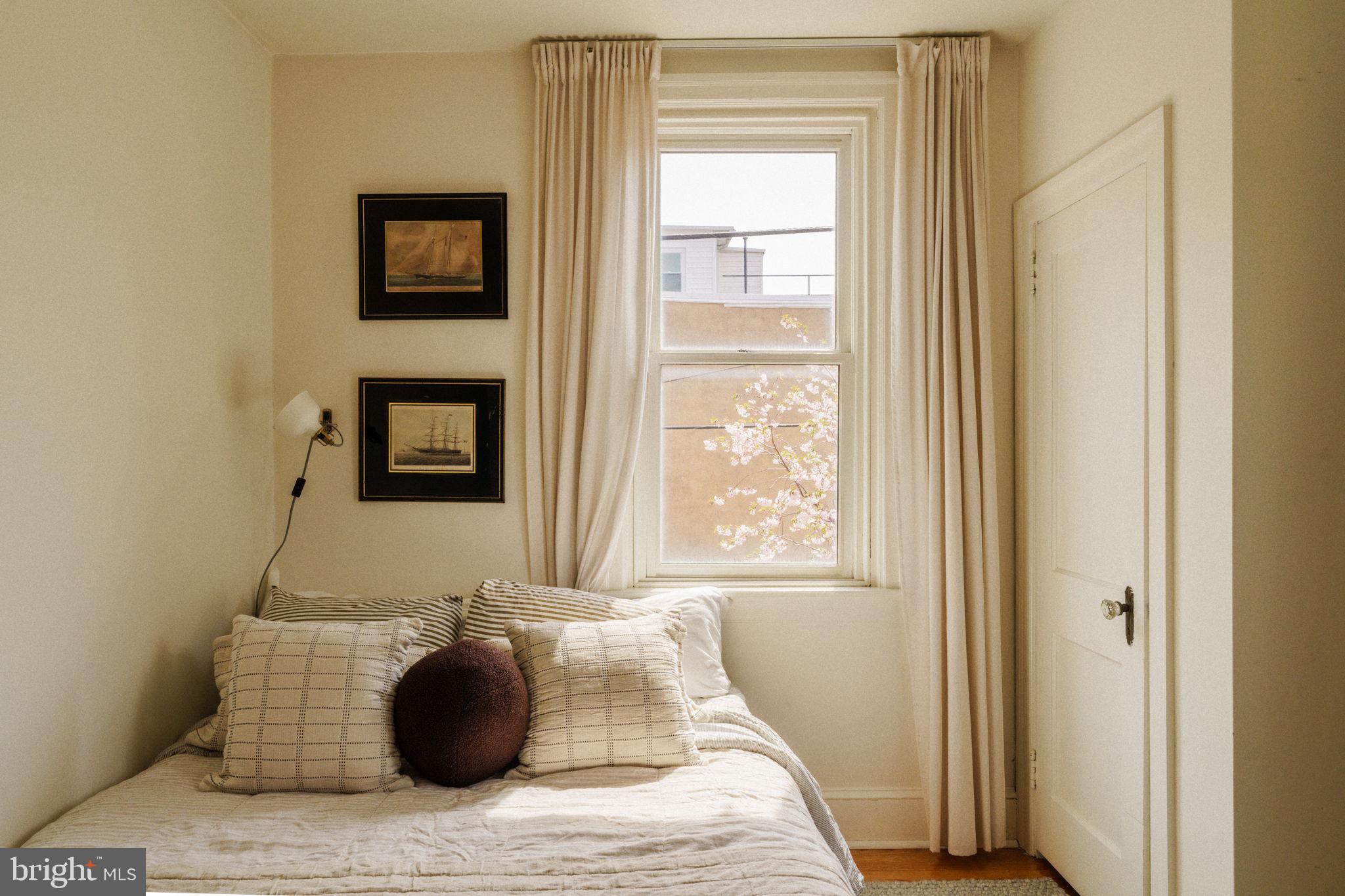 EAST PASSYUNK CROSSING - Residential