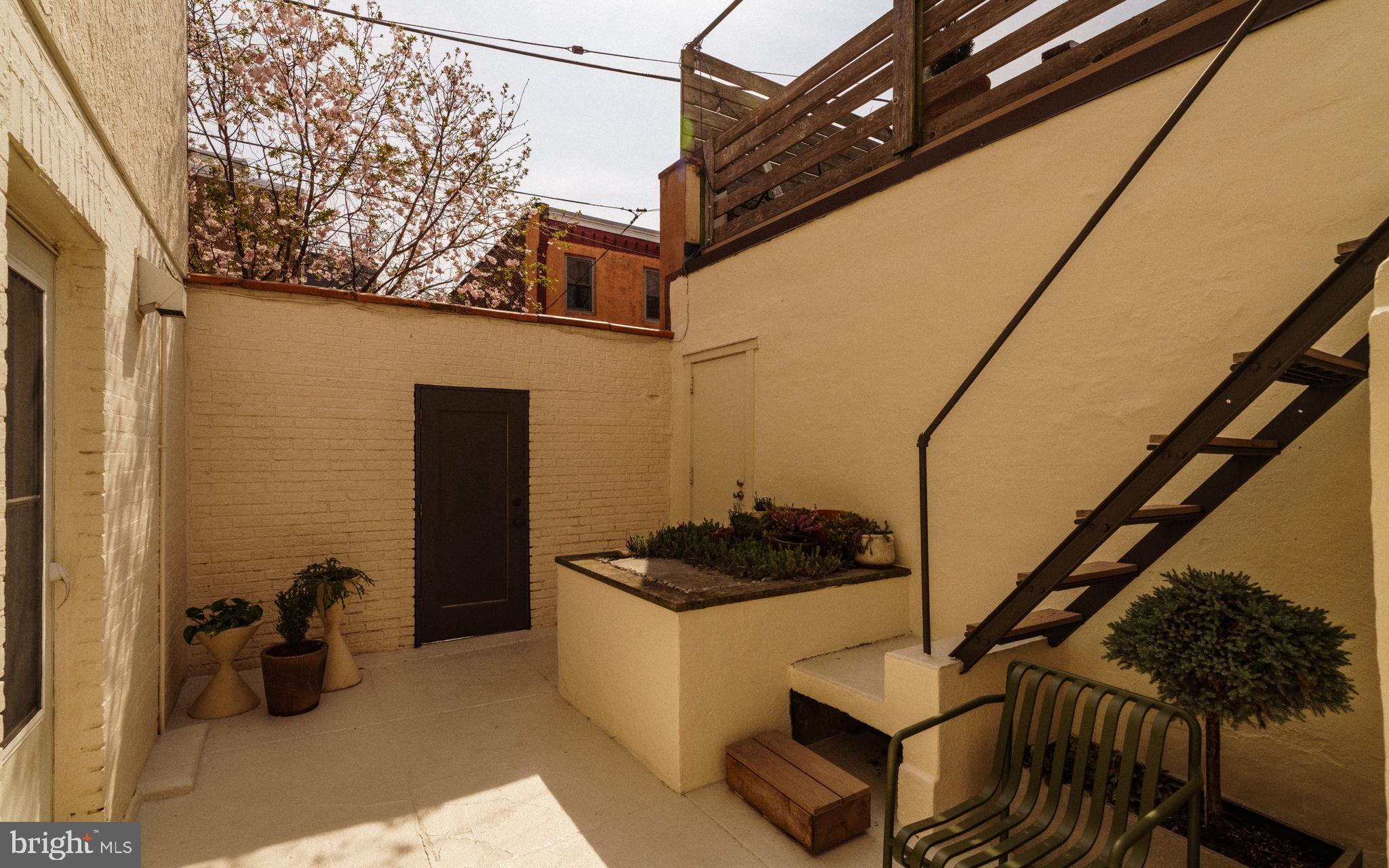 EAST PASSYUNK CROSSING - Residential