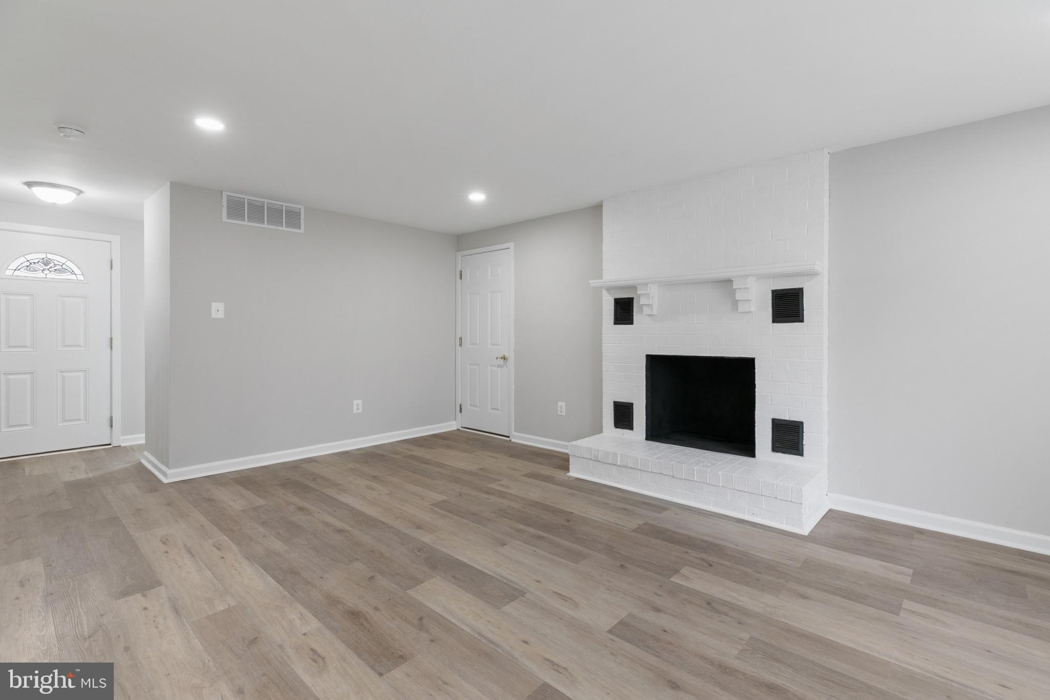 WEST RIDING - Residential