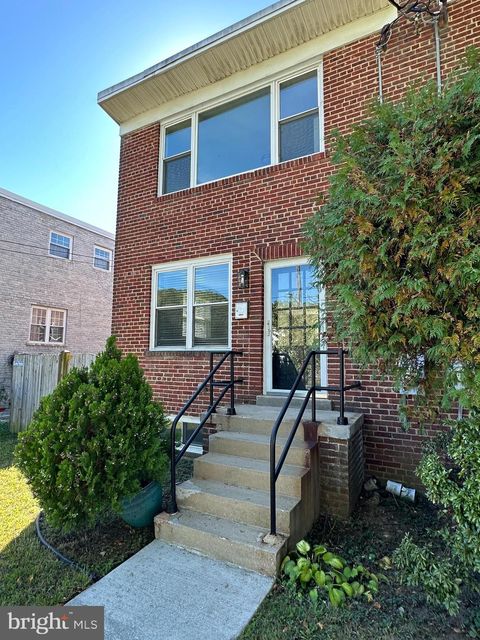 4005 CLAY PLACE NE WASHINGTON DC 20019