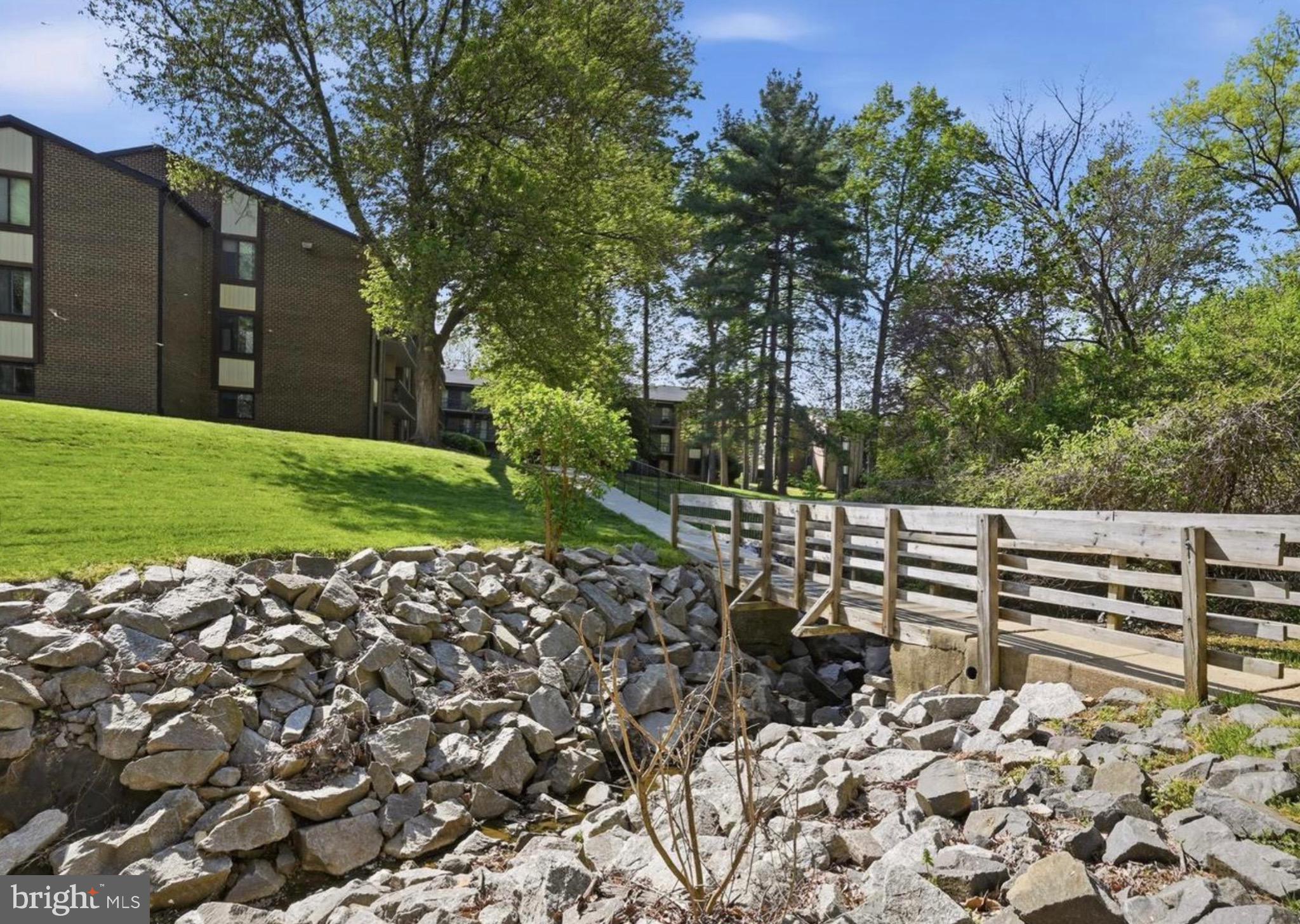HAWTHORNE VILLAGE - Residential