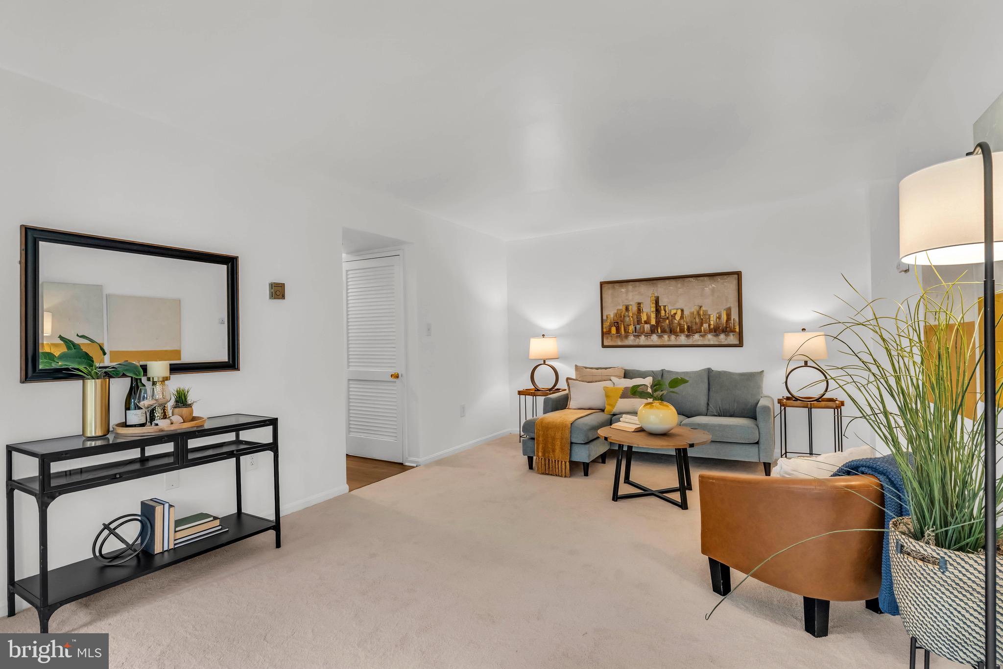 HAWTHORNE VILLAGE - Residential