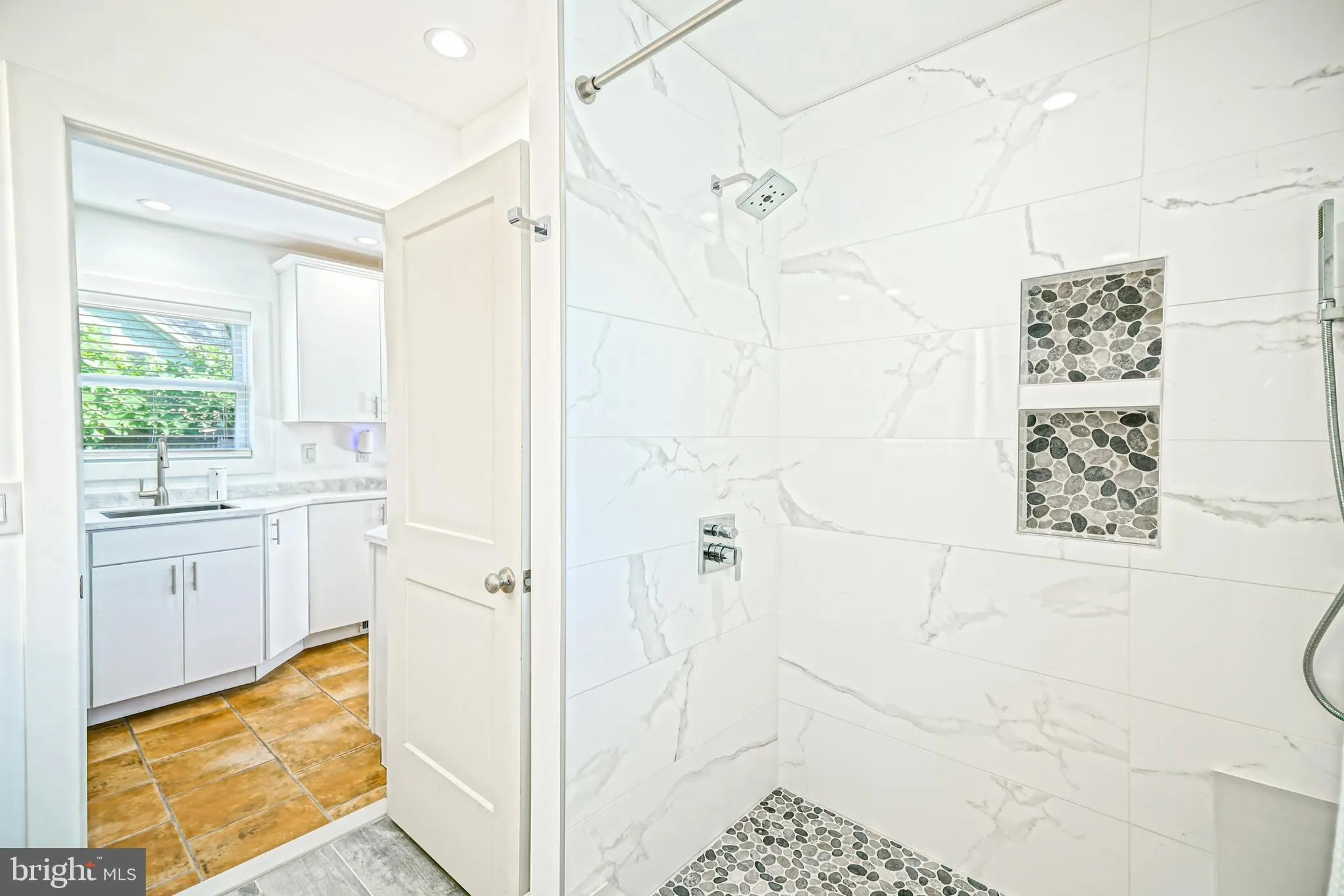 Lewes, Delaware 19958, United States, 4 Bedrooms Bedrooms, ,5 BathroomsBathrooms,Residential,Active,231778