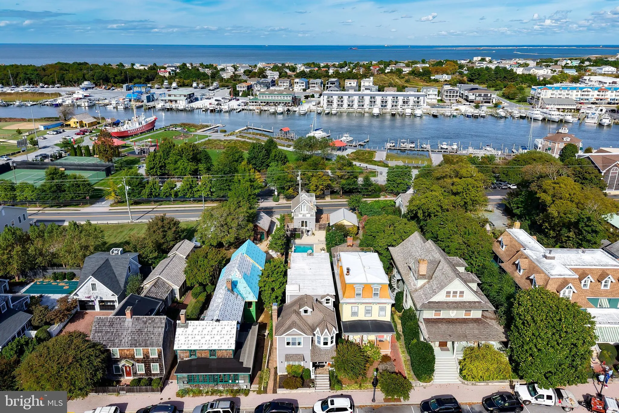 Lewes, Delaware 19958, United States, 4 Bedrooms Bedrooms, ,5 BathroomsBathrooms,Residential,Active,231778